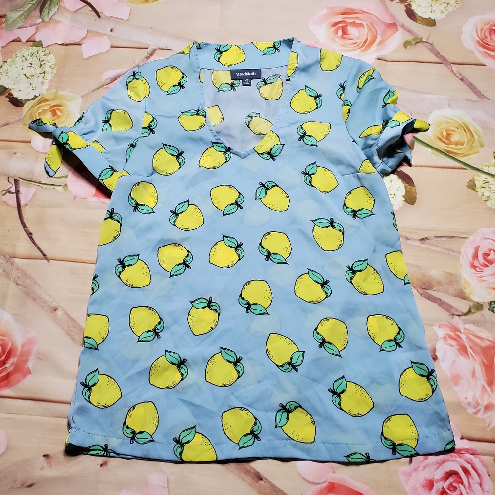Modcloth lemon blouse 🍋